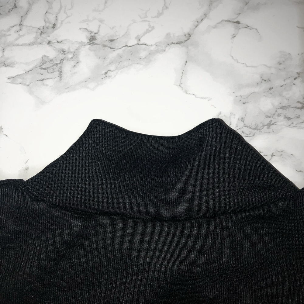 Ribbed long sleeve turtleneck top - Picture 4 of 5